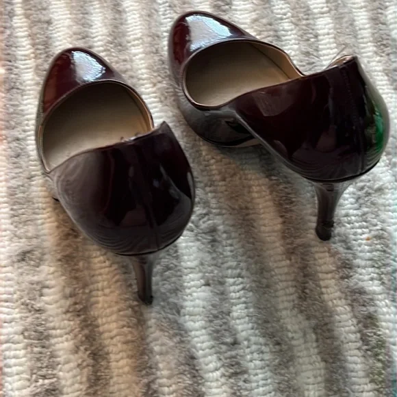 Patent Leather Pumps - Picture 5 of 13